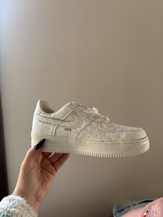 Sapatilhas Airforce x LV