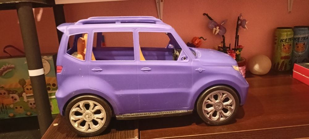Auto dla lalki barbie
