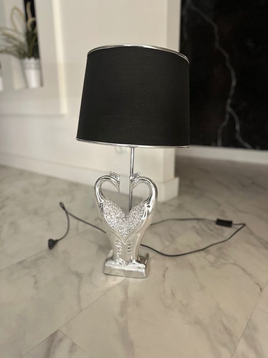 Lampa stołowa glamour