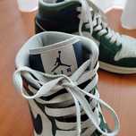 Air Jordan 1 Mid SE