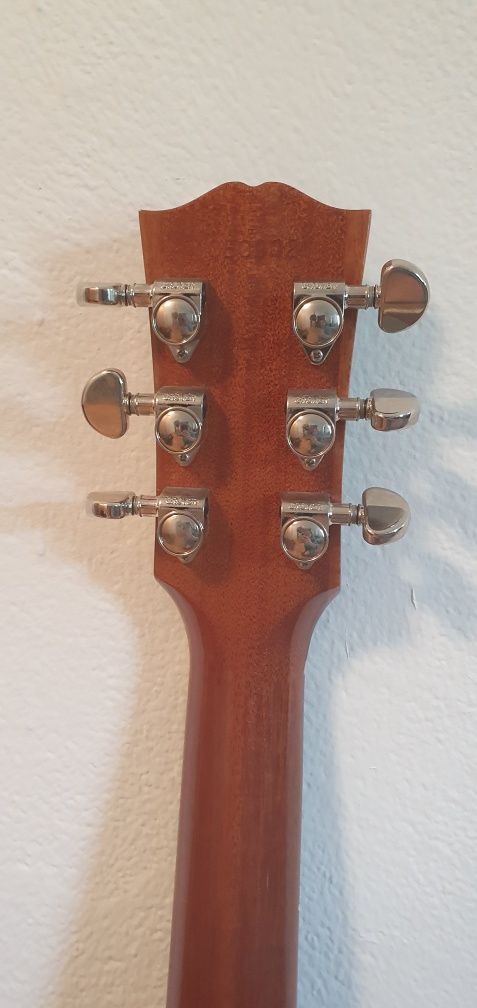 Гітара напівакустична Gibson J45 Studio 2019 Walnut Burst