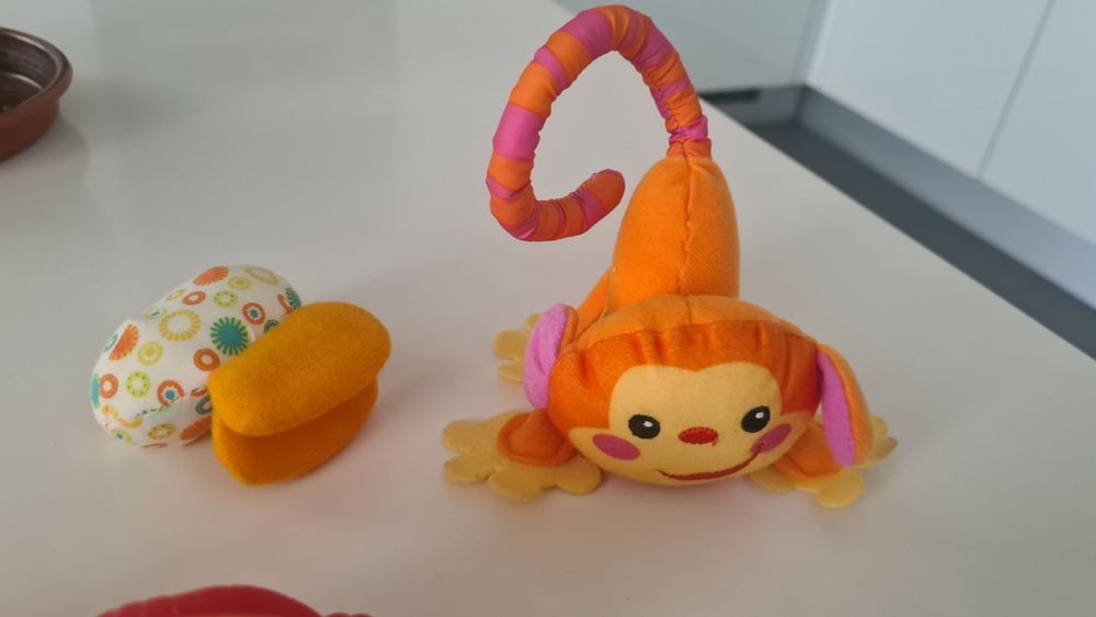 Conjunto de 12 pequenos brinquedos para crianças dos 0 aos 4 Anos