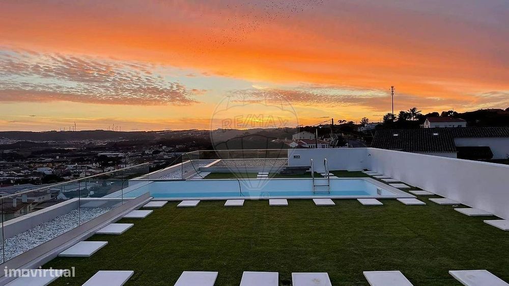 Moradia T4 para venda