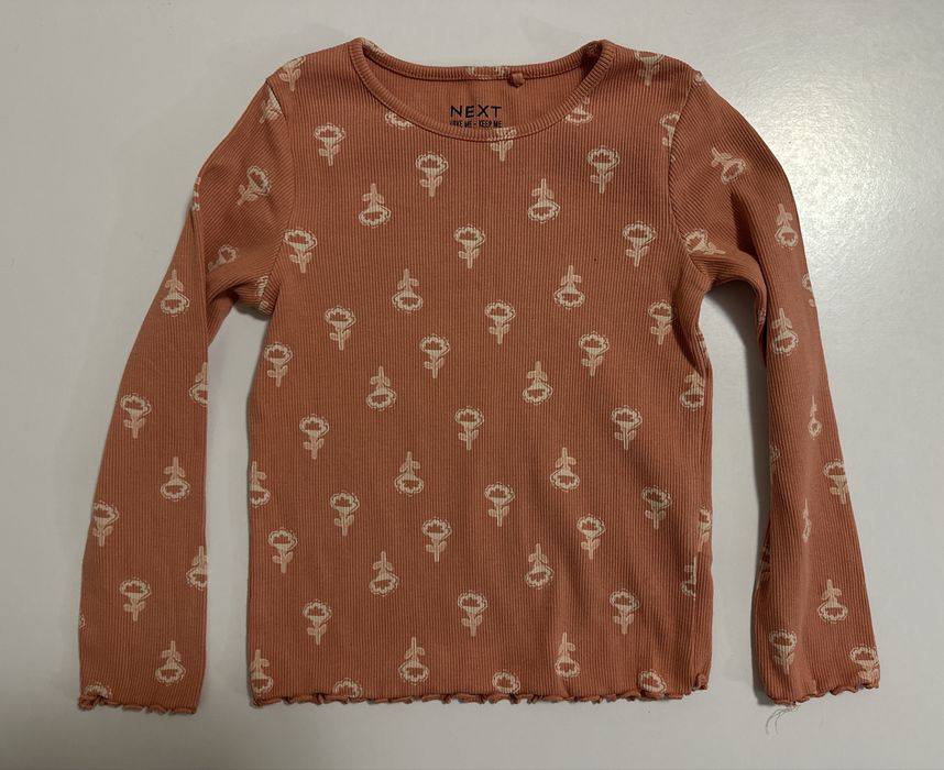 Кофтинка на дівчинку