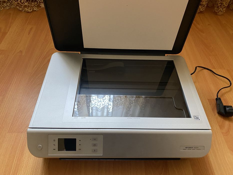Принтер HP Envy 4504 МФУ WiFi струменевий сканер копір домашній офісу