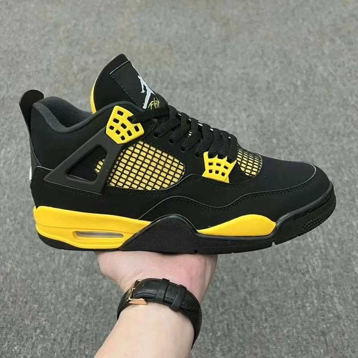 Jordan_4_Retro_Thunder Biegania / R.43