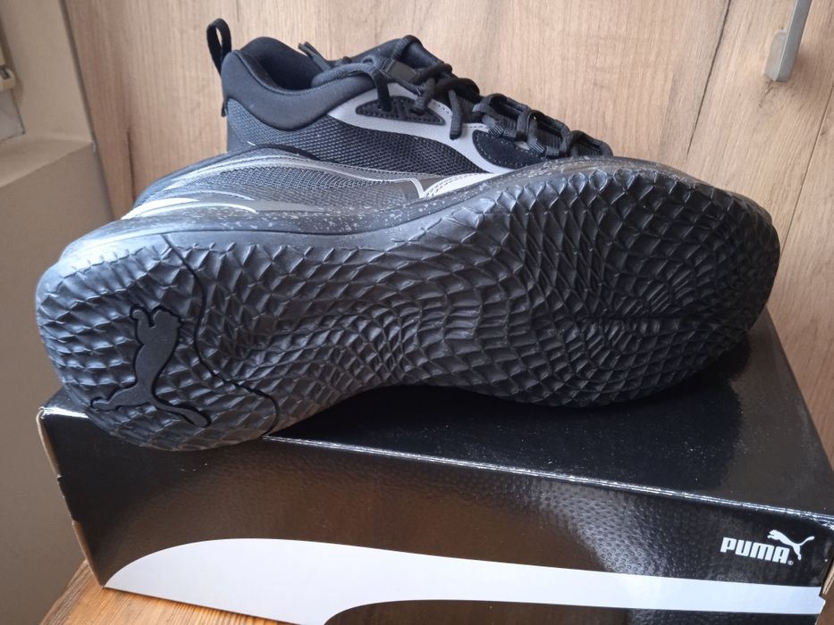 Buty sportowe Puma, rozmiar EUR 45, nowe w pudełku, wygodne i solidne,