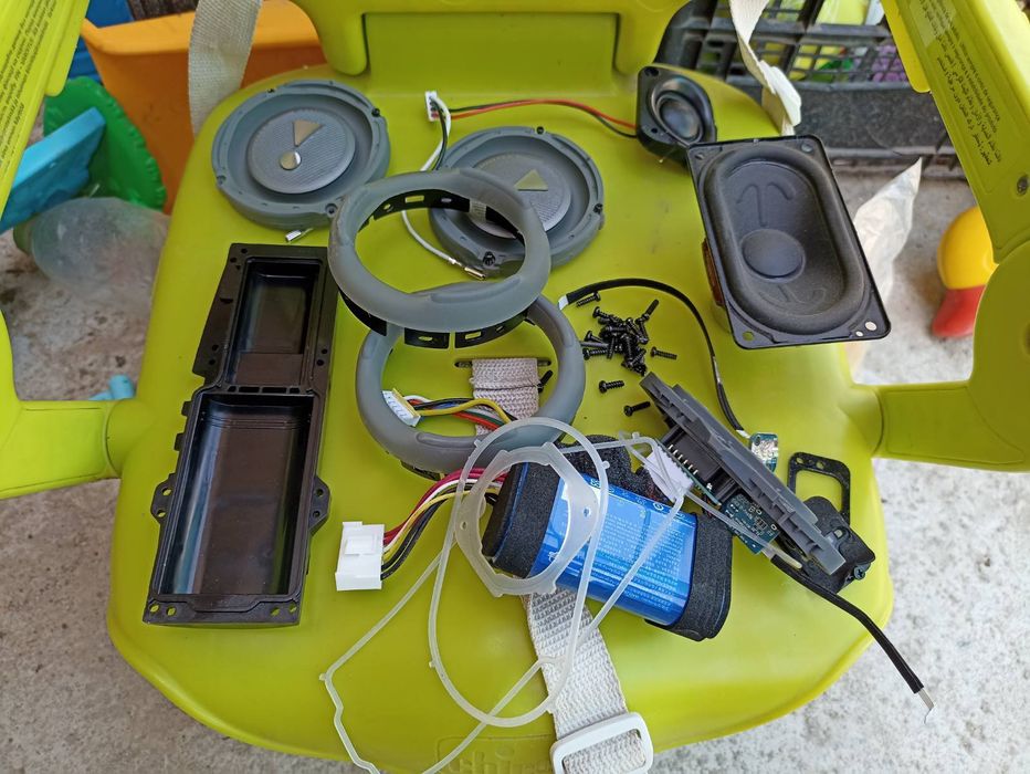 Колонка Jbl Charge 5 оригінал,розборка:задня плата батарея,динаміки..
