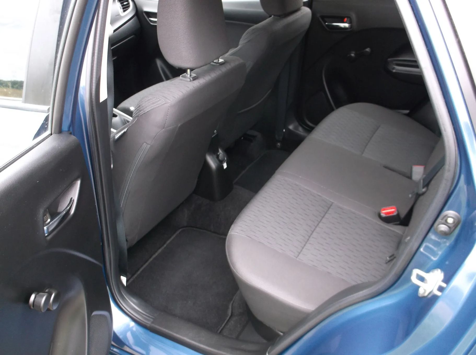 Suzuki Baleno Klima ! Elektryka ! Grzane siedzenia ! Tylko 84.000 km ! Zarejestrowan