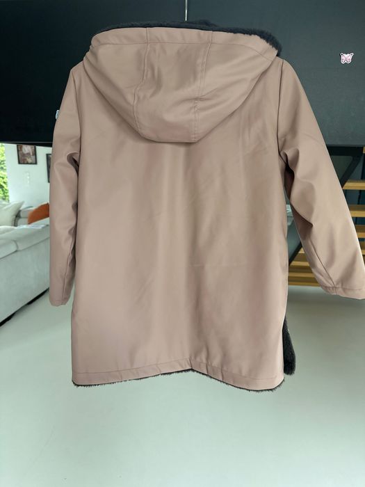 Kurtka Zara rozmiar 140 cm size 10 dziewczynka różowy guma futerko