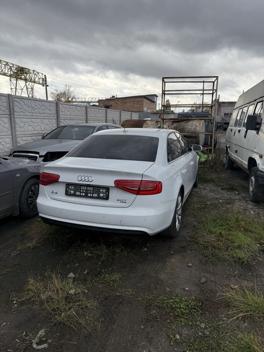 Audi a4 під відновлення
