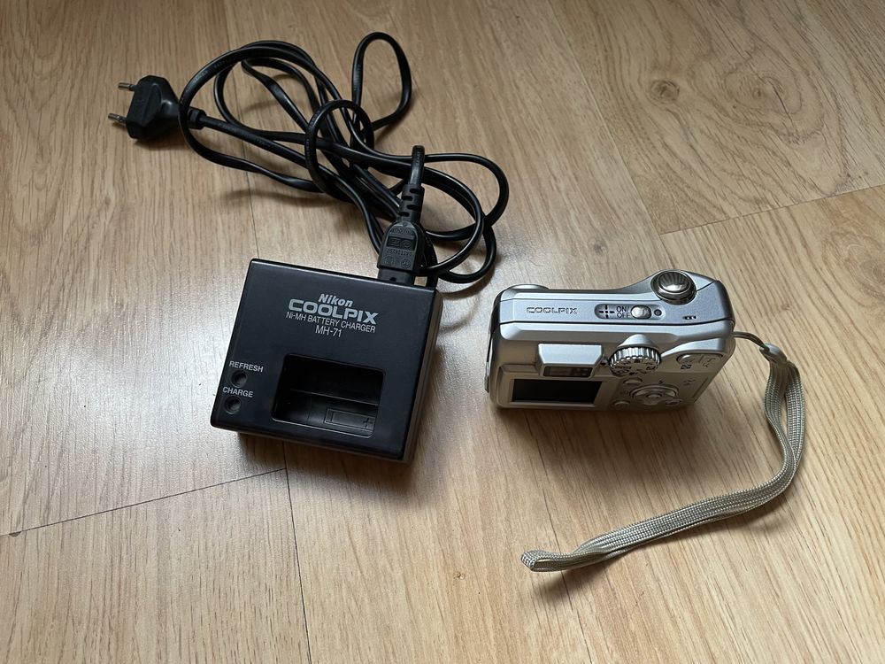 Nikon coolpix 4100