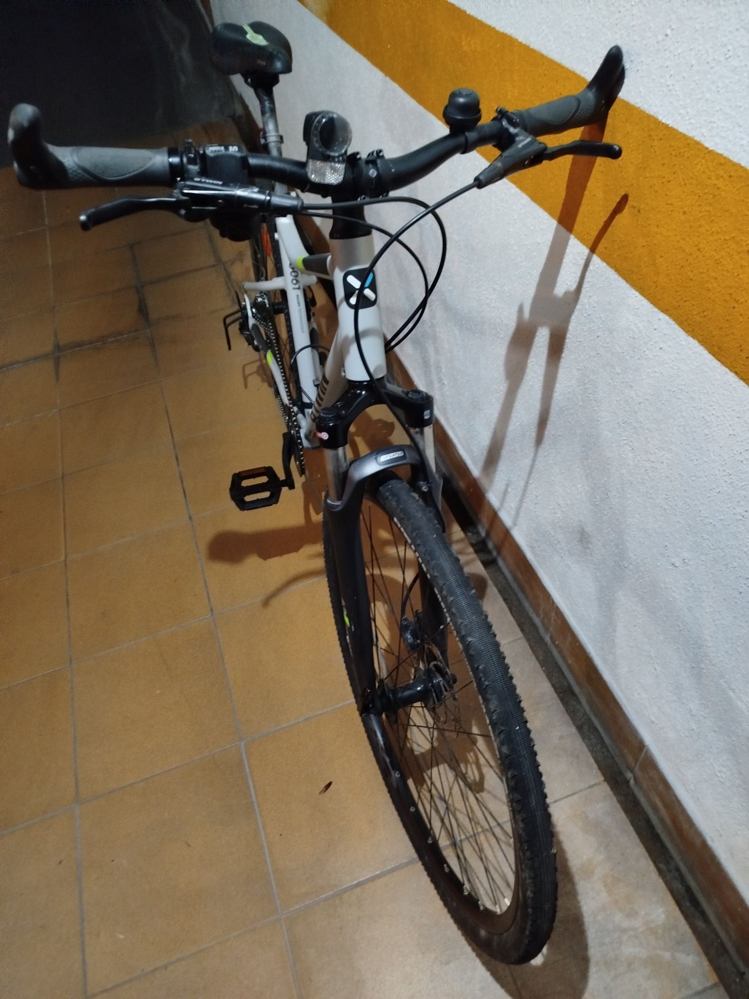 Bicicleta BTWIN Riverside 900 Decathlon