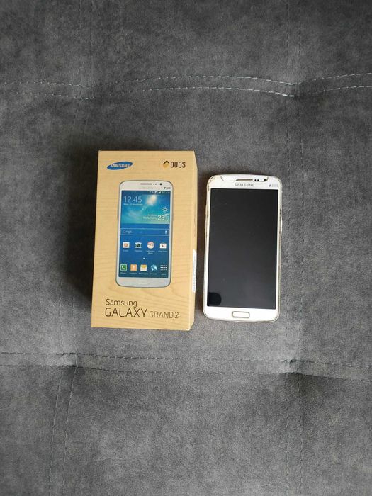 телефон Samsyng Galaxy Grand 2