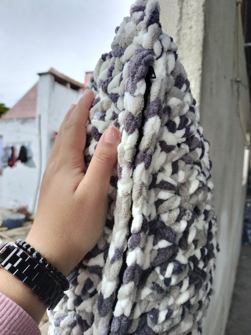 Fronha + almofada feita em crochê