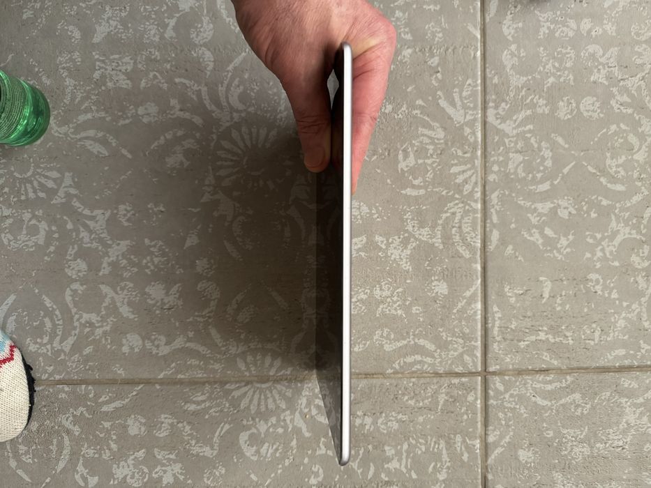 Продам iPad Air2 64 gBt+LTE