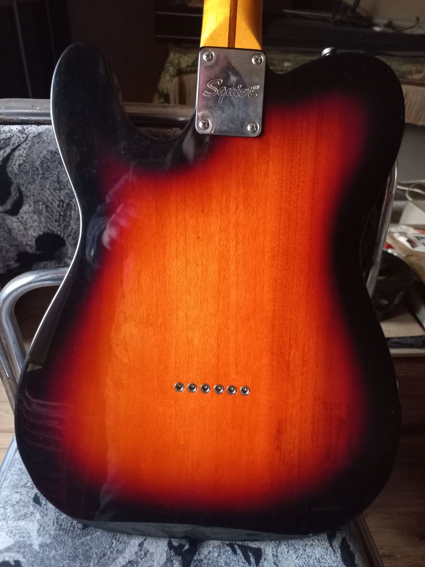 Squier fender telecaster custom