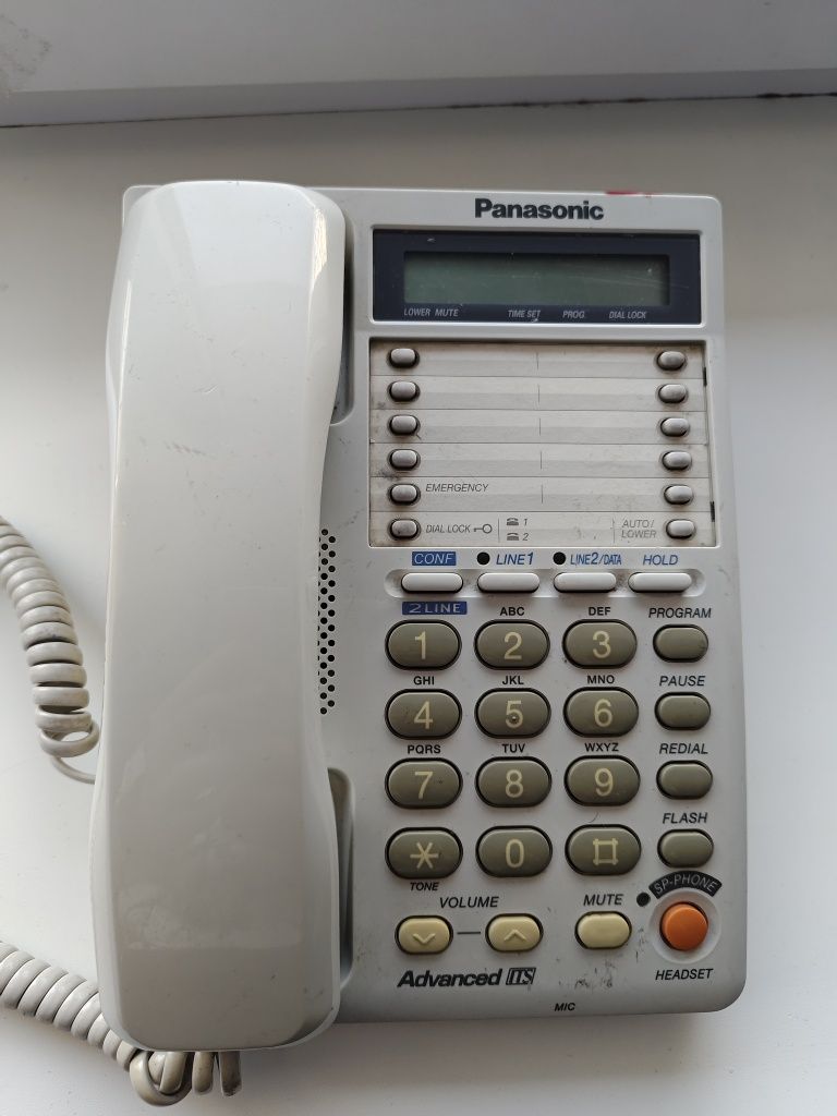 Стационарные телефоны Panasonic / Стаціонарні телефони Panasonic різні