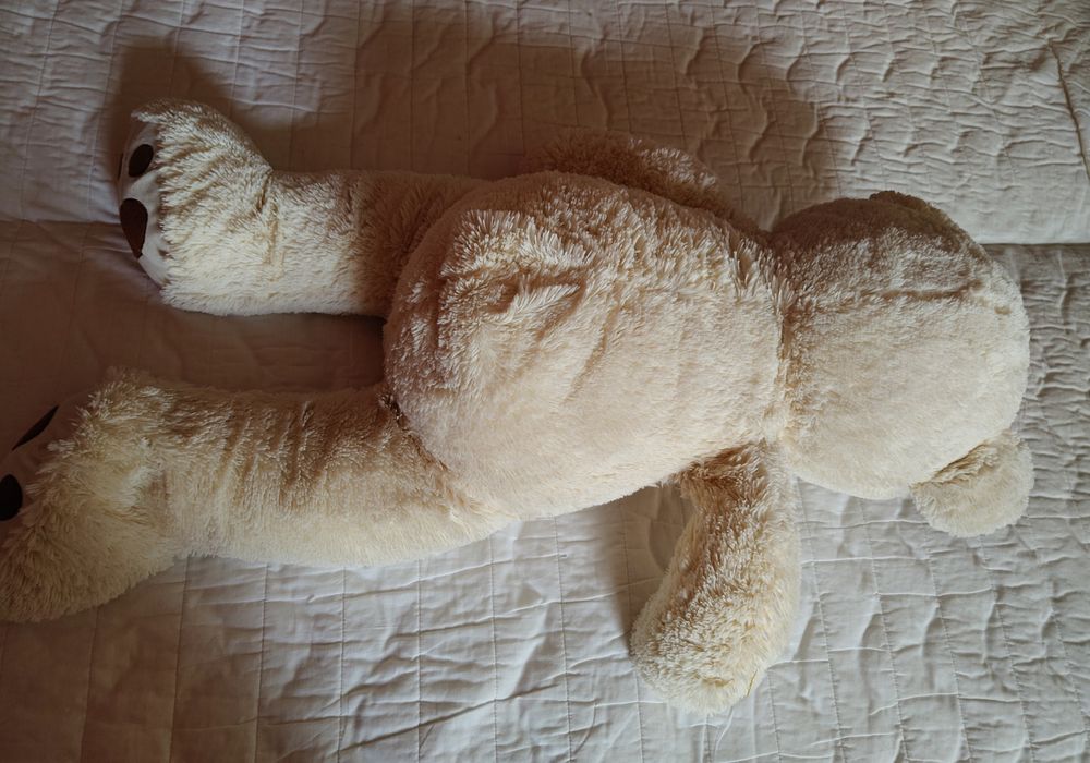 Duży, puszysty biały miś, przytulanka, na prezent, do dekoracji