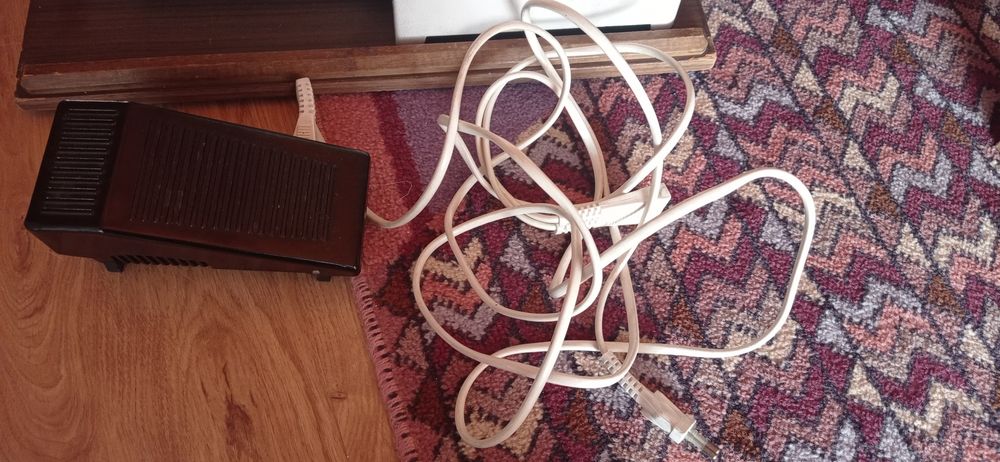 Łucznik 884 Maszyna walizkowa do szycia