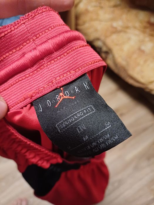 Джодан шорти ...