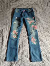 Spodnie jeansowe w kwiaty dla dziewczynki r. 158 YFK