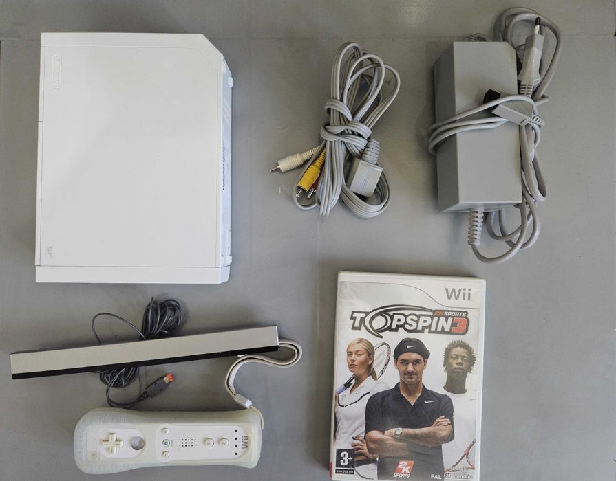 Nintendo Wii completa com jogo
