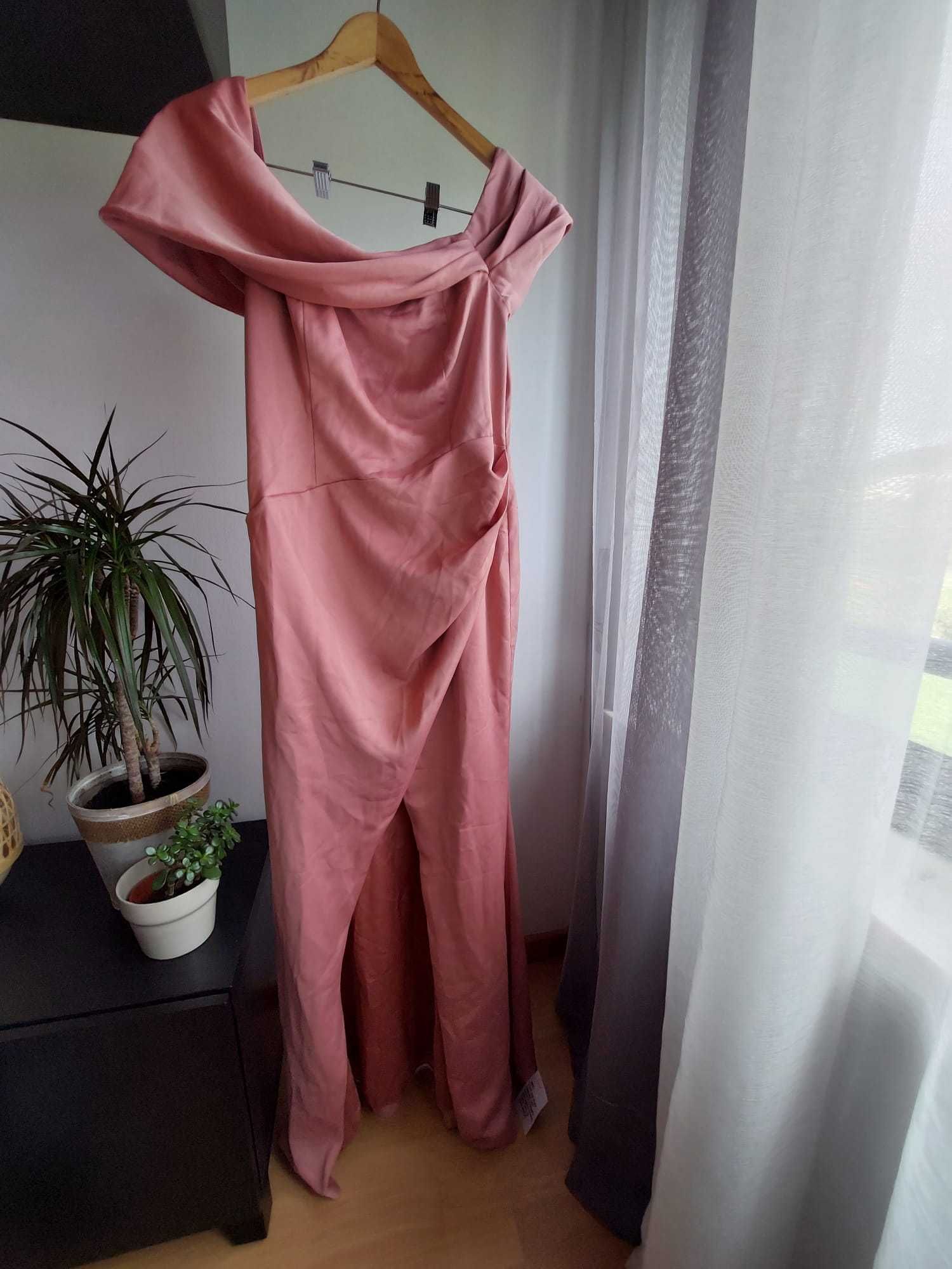 Vestido rosa cerimónia