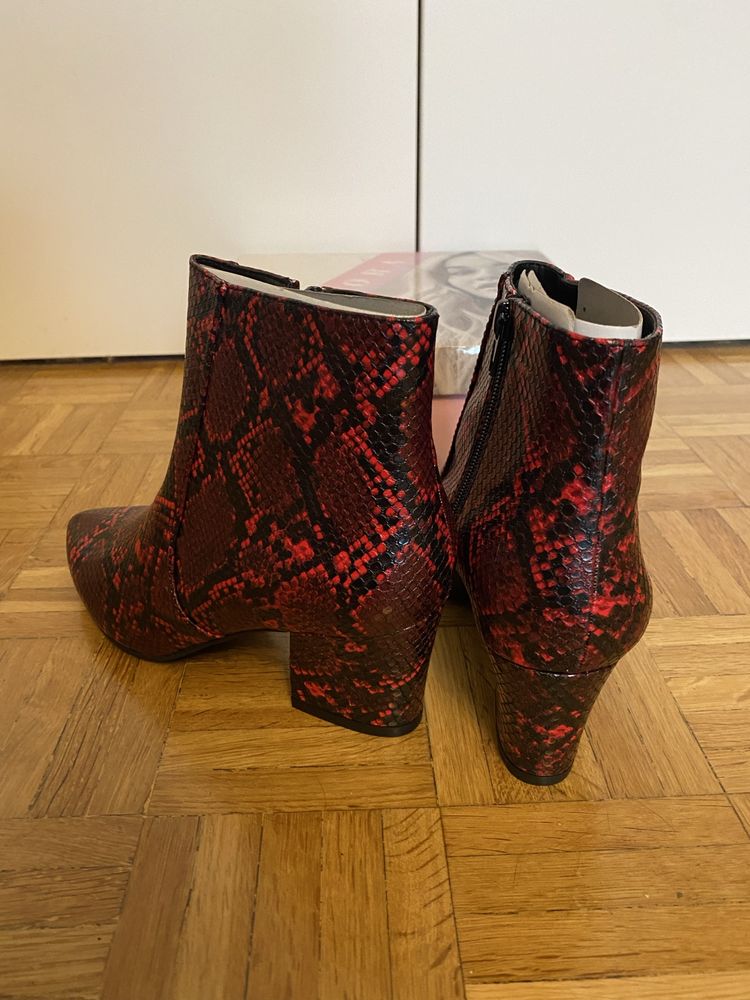 Rita Ora buty rozmiar 38