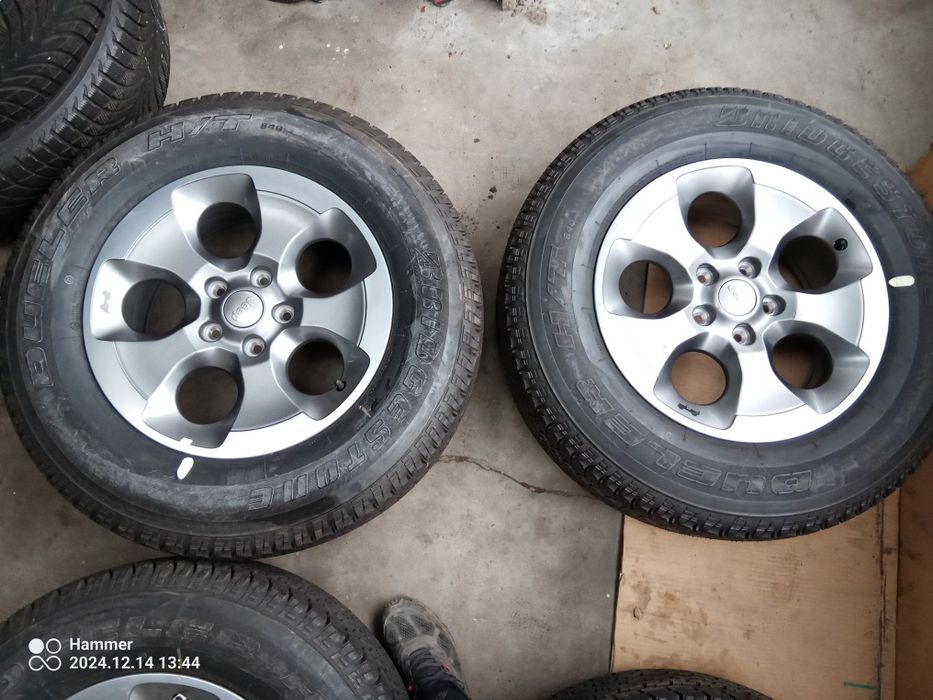 Jeep Wrangler koła felgi 18/7.5 r18 255/70 r18 Bridgestone nowe