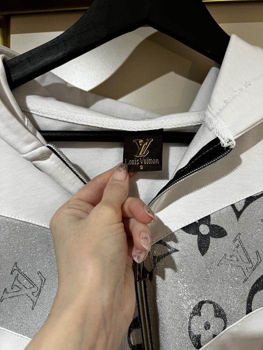 Biała bluza z kapturem LV Louis Vuitton logo