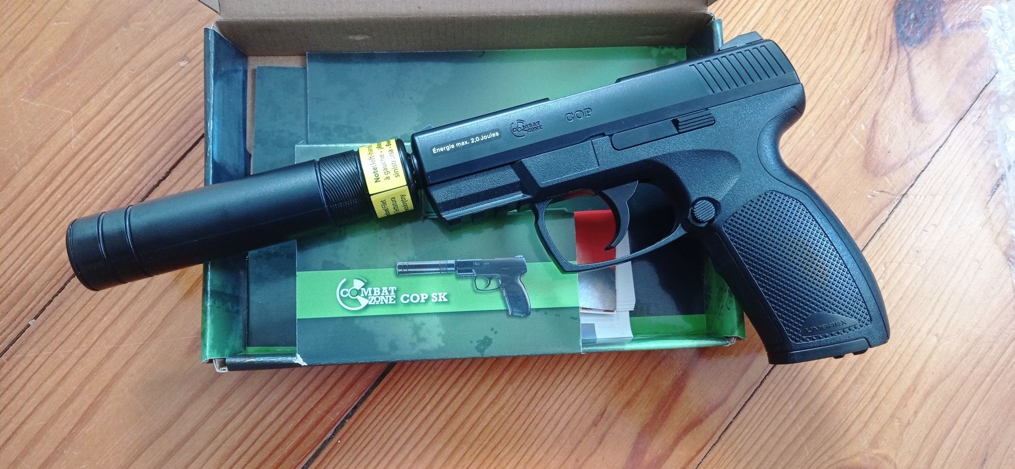 Pistola CO2 Airsoft Nova c/ silenciador