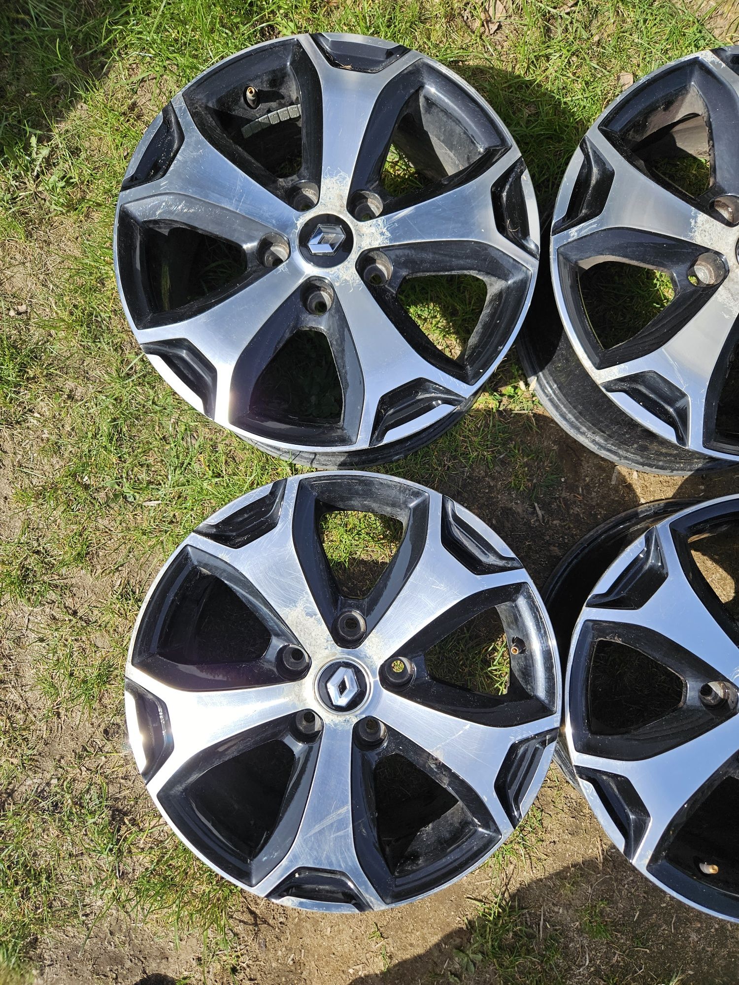 Felgi 5x114,3 r16 16" OE Dacia Duster Renault aluminiowe