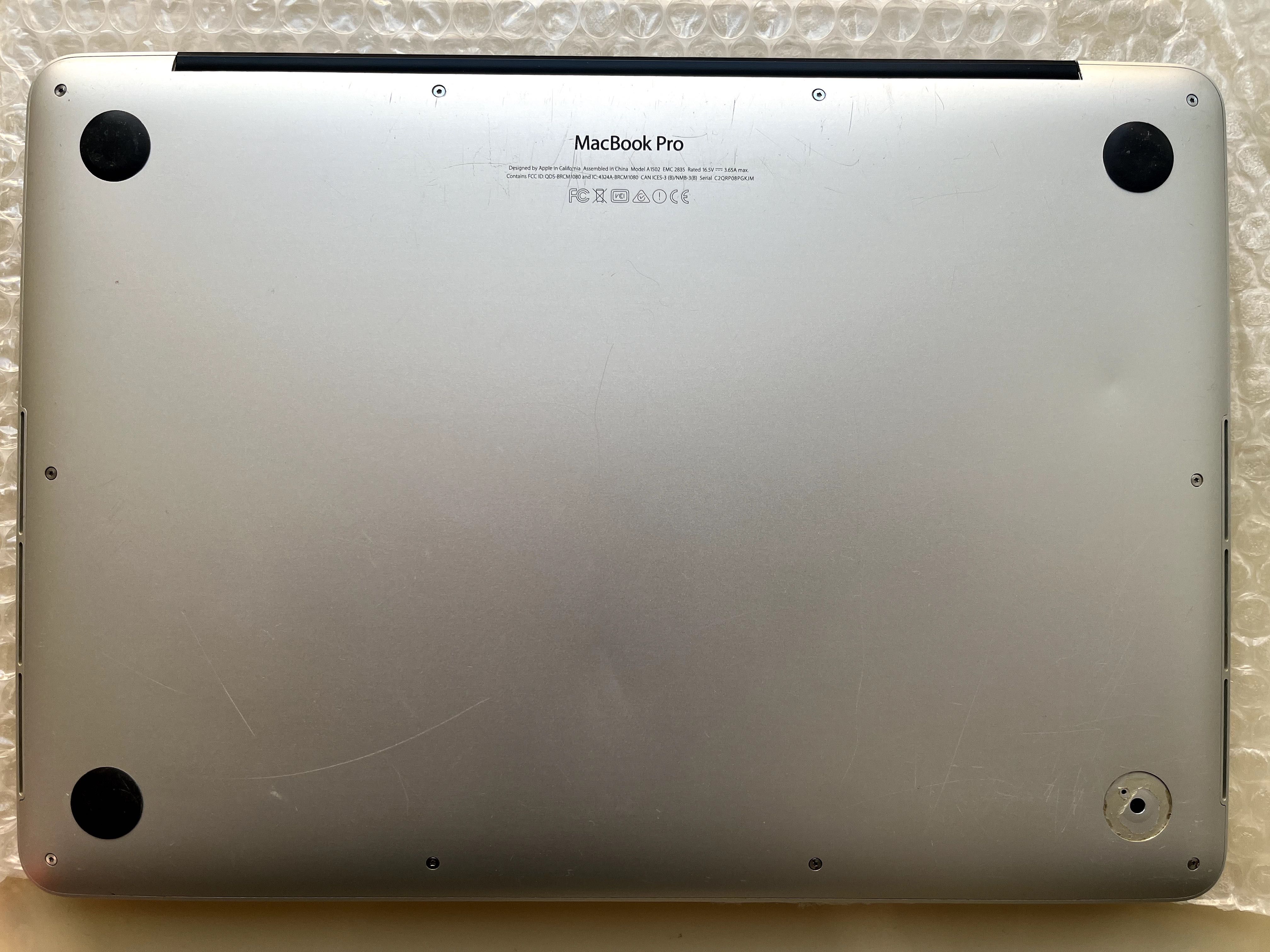 MacBook Pro 13" 2015 i5 2.7 / 8Gb / 252Gb. В робочому стані