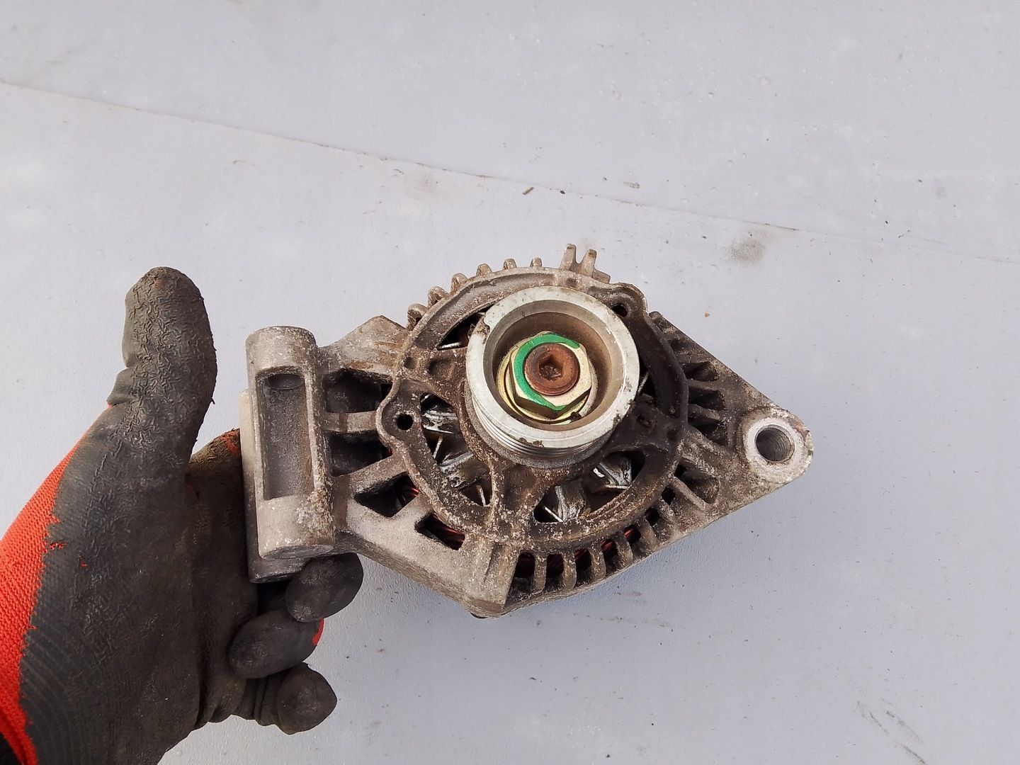 Alternator Ford C-Max I Focus MK 2 1.6 16V 3N1110300AC