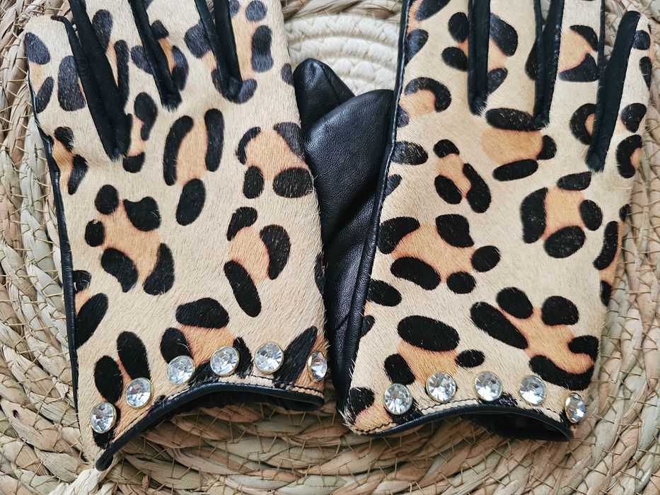 Dune London eleganckie skórzane rękawiczki wzór panterka kryształki SM