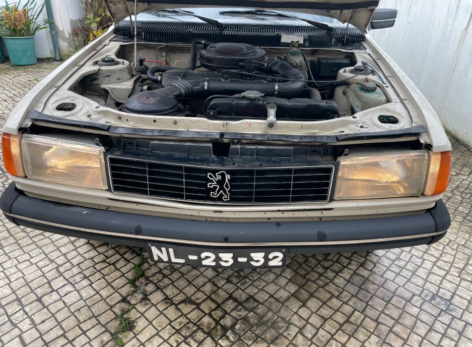 Peugeot 305 para peças (completo)