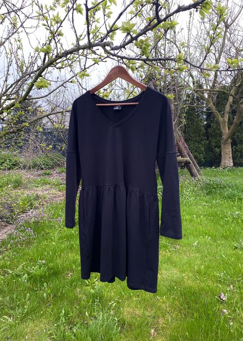 Klasyczna sukienka Peony czarna/ Just Simply Dressed M/38