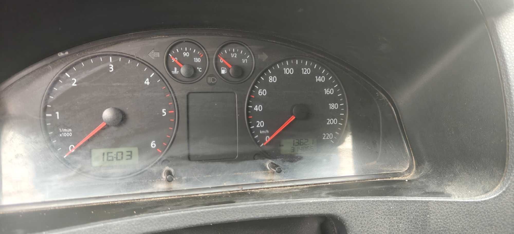 VW transporter 1,9TDI  doka 5 osób
