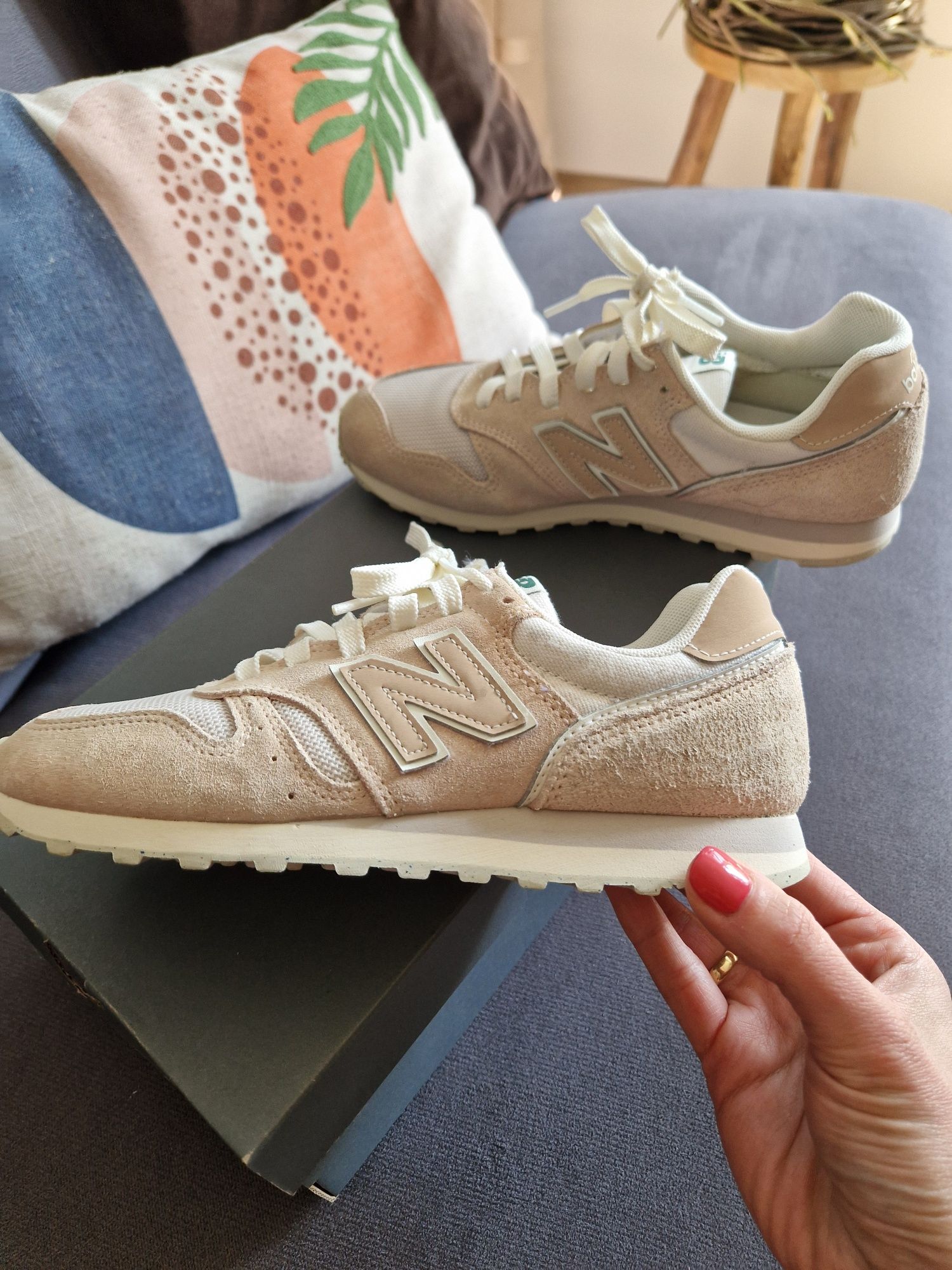 NEW BALANCE 373 sneakersy r.37