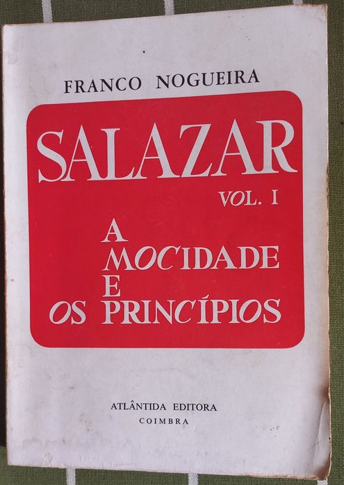 Livros em 2 mão vendo.