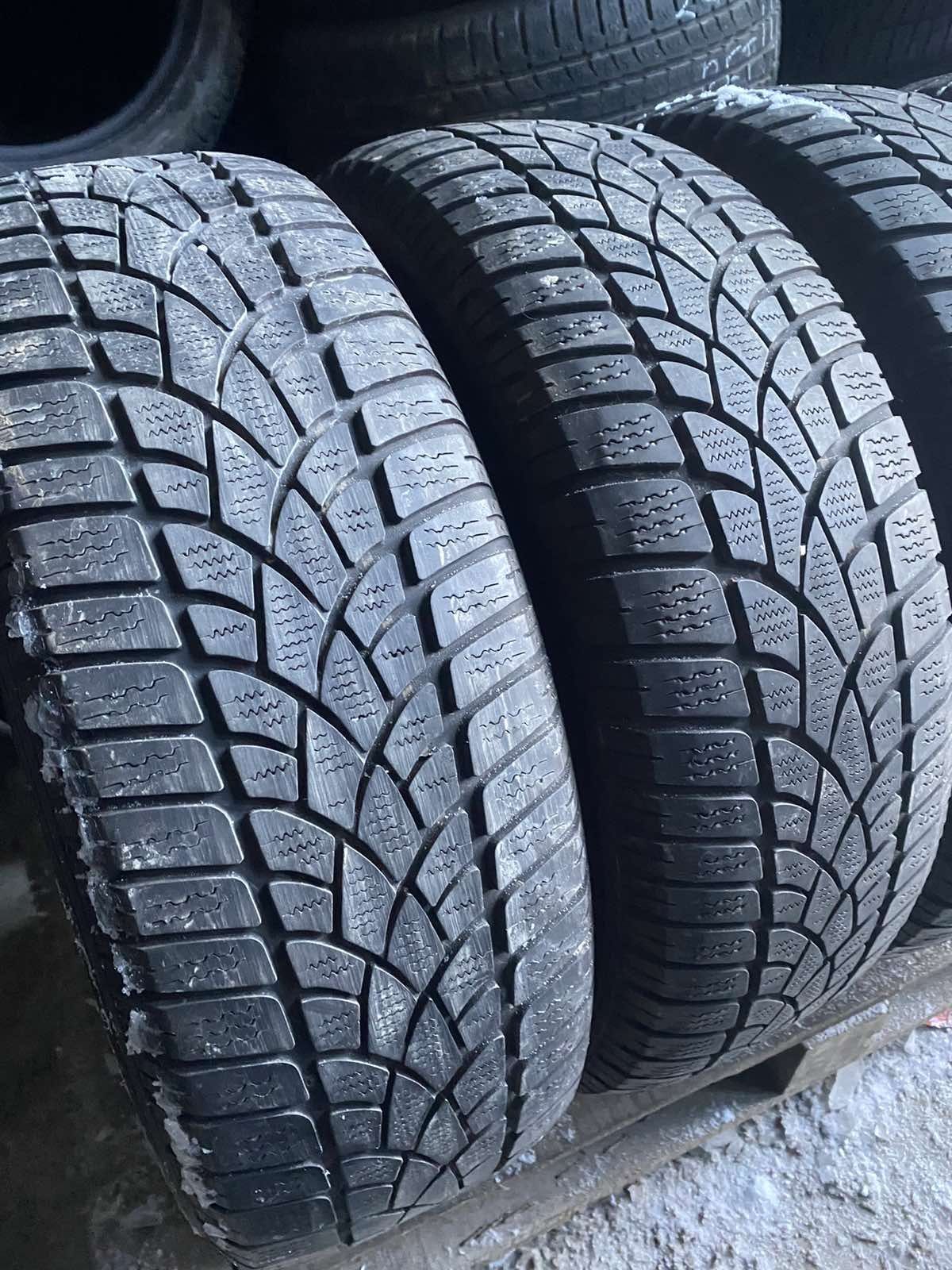 215.60.17c Dunlop 4шт зима БУ склад шины резина из Европы 60 R17с