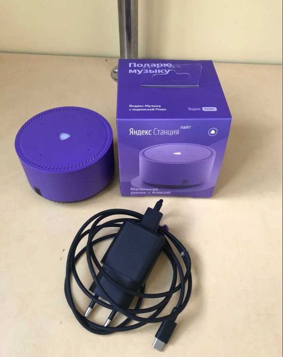 Розумна колонка Станція Лайт