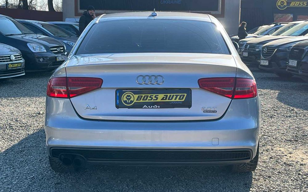 Audi A4 2015 року