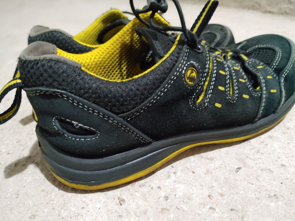 Sprzedam buty robocze 43 używane