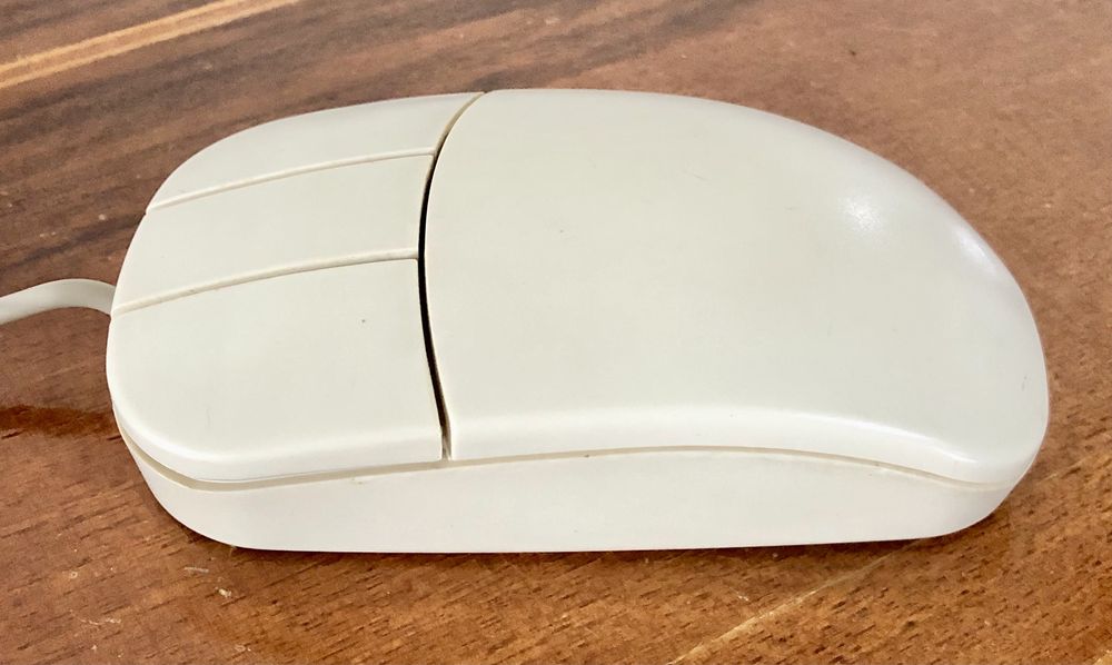 Stara myszka 3 przyciski kulka DB 9 retro komputer PC na kabel Windows