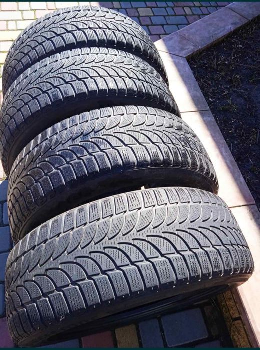 Продам  гуму 225/55/18, 205/55/16 зима