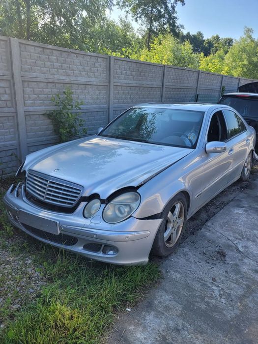 MERCEDES W211 SEDAN 744 maska zderzak lampa grill błotnik drzwi zbiornik paliwa szyba lusterko klamka klapa cwiartka