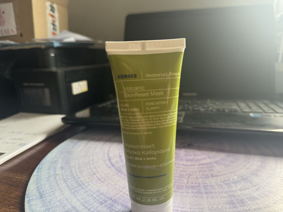 Korres Santorini Grape Oczyszczająco-wygłądzająca maska do twarzy