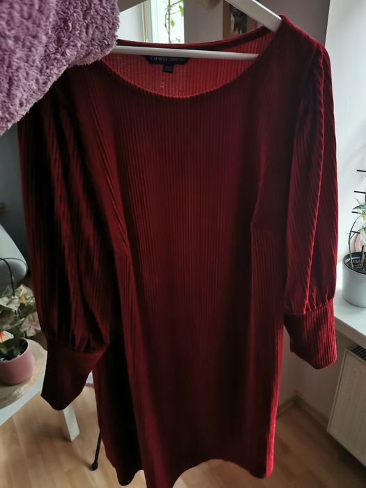 Czerwona piękna sukienka xxl Capsule